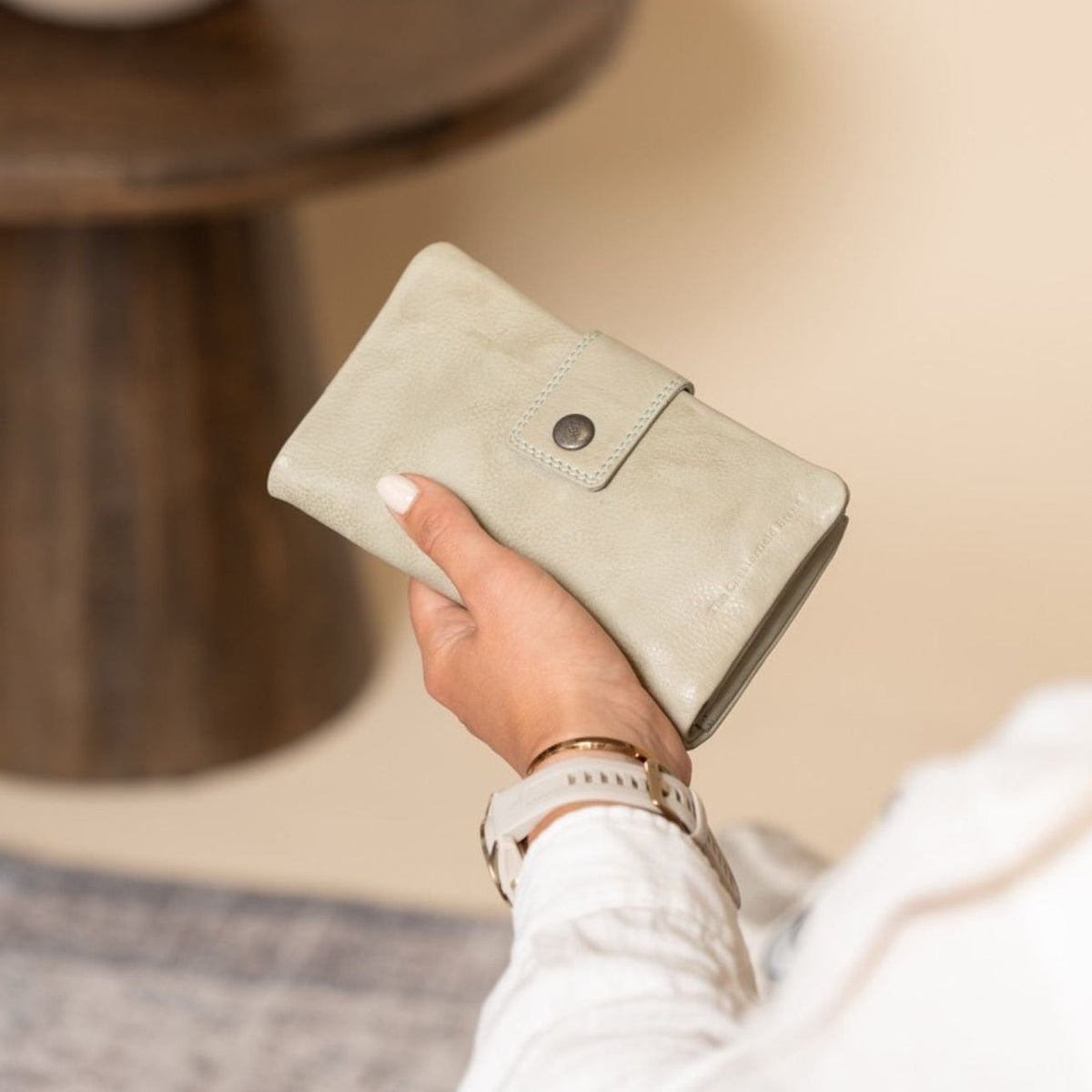 
Classic 100% Full-Grain leather Wallet - Hátulnézet megerősített bőrpántokkal