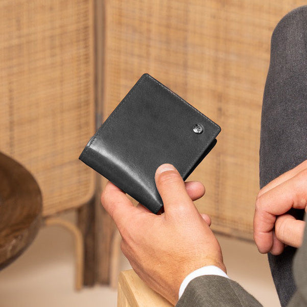 Tan 100% Full-Grain leather Wallet - Hátulnézet megerősített bőrpántokkal