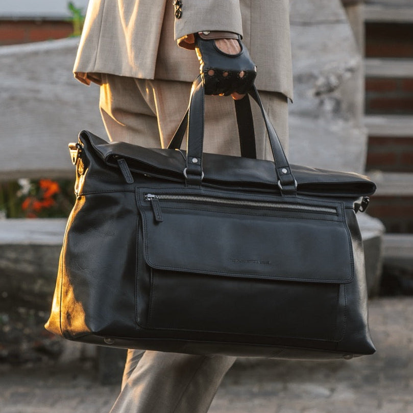 Lazio Full-Grain Leather Weekender Bag női