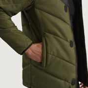 
Belső bélés nézet Showing Quilted Viscose Lining & Két funkcionális belső zseb