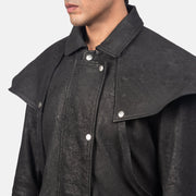 
Közeli részlet of Shirt & Heavy-Duty Zipper Hardware on Maverick Fekete Leather Duster Férfi