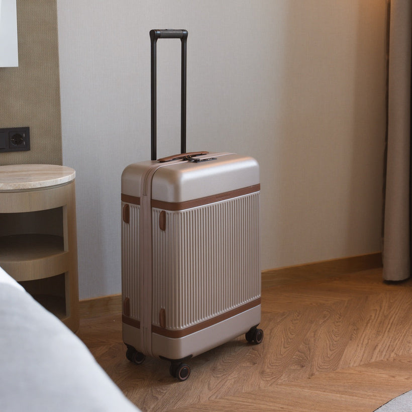 Medium Suitcase Zuna Női