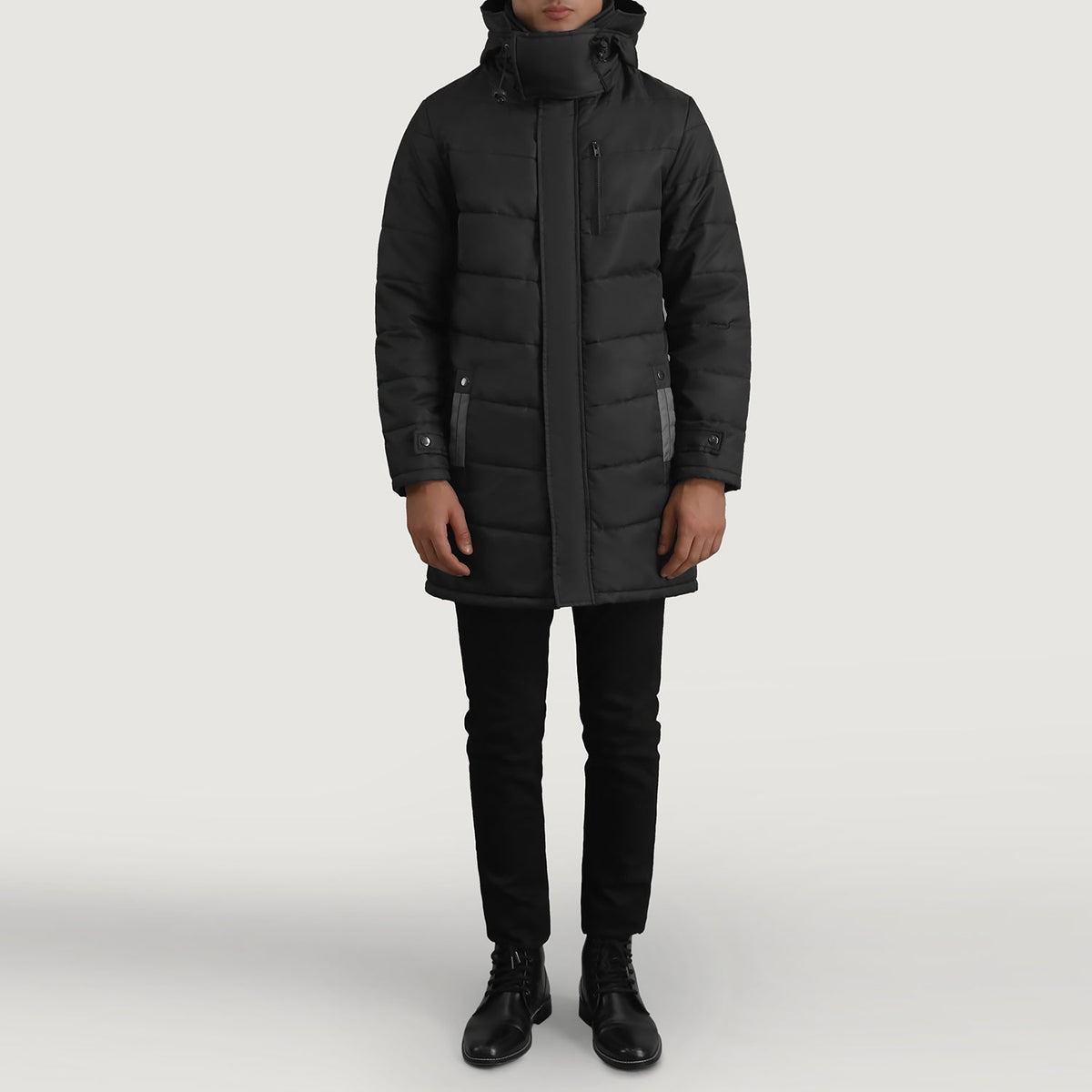 
Moore Fekete Hooded Parka Férfi - Oldalnézet az ergonomikus ujjkialakítással