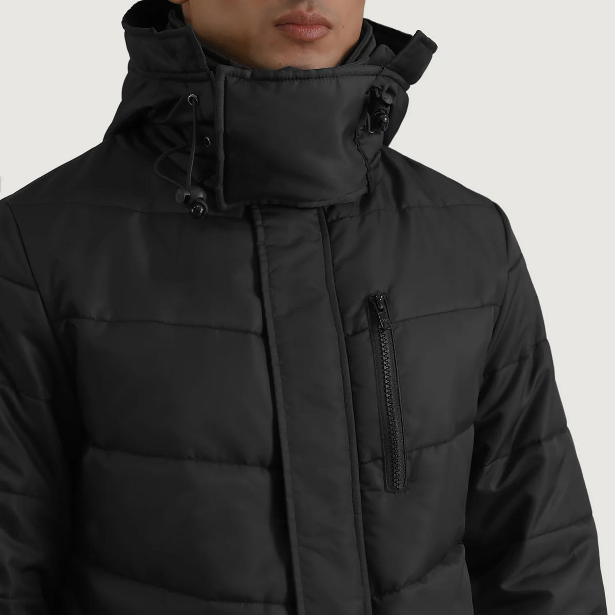 
Belső bélés nézet Showing Quilted Viscose Lining & Két funkcionális belső zseb