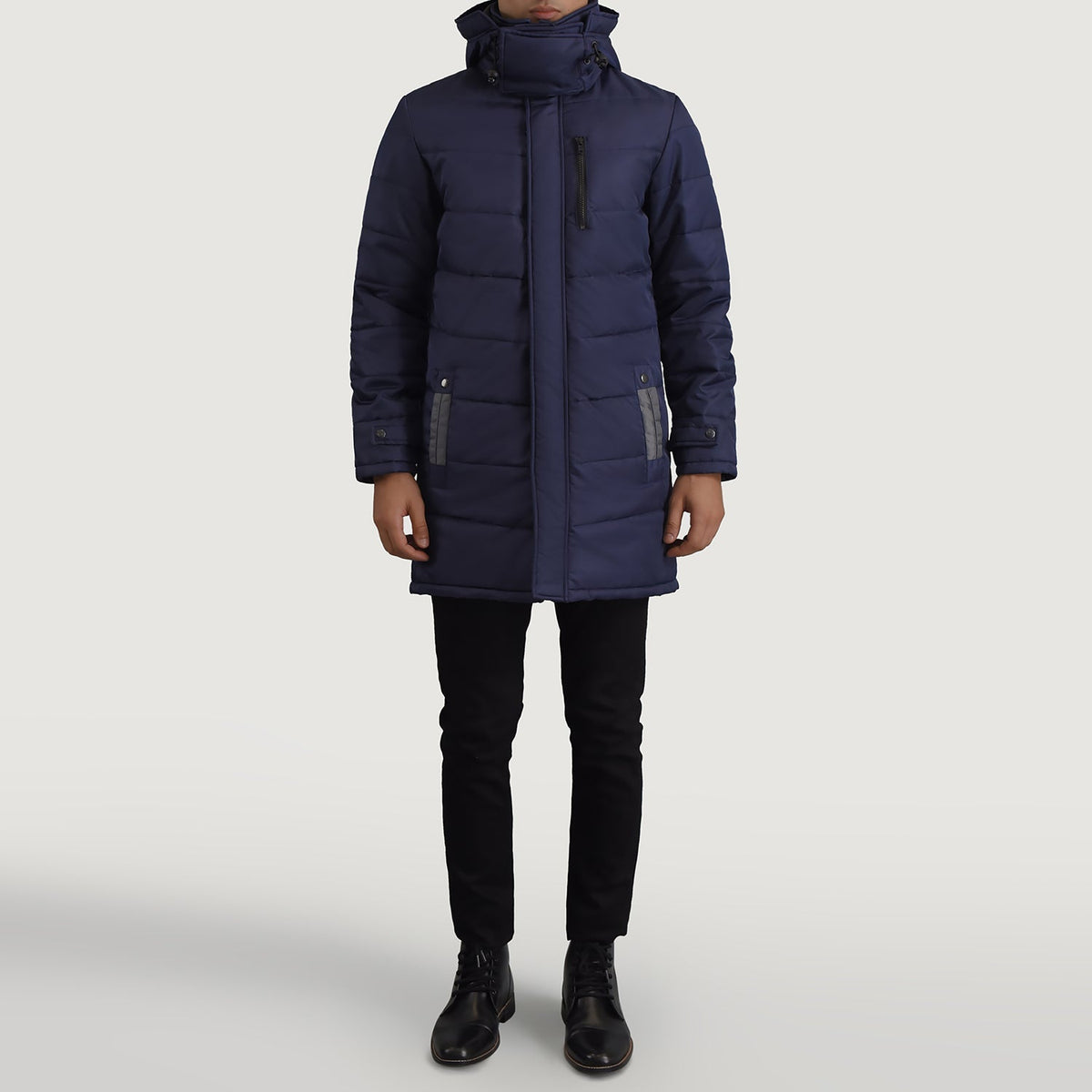 
Moore Kék Hooded Parka Férfi - Oldalnézet az ergonomikus ujjkialakítással