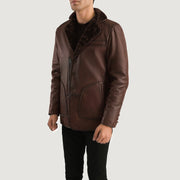 
Distressed Brown Sheepskin Burnishing Aviator Jacket - Hátulnézet precíz vállilleszkedéssel és tiszta szegéllyel