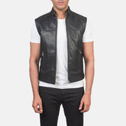 
Roland Fekete Leather Biker Vest Férfi in Black Cowhide &Amp; Sheepskin Leather - Elölnézet & testre szabott sziluett | Online vásárlás