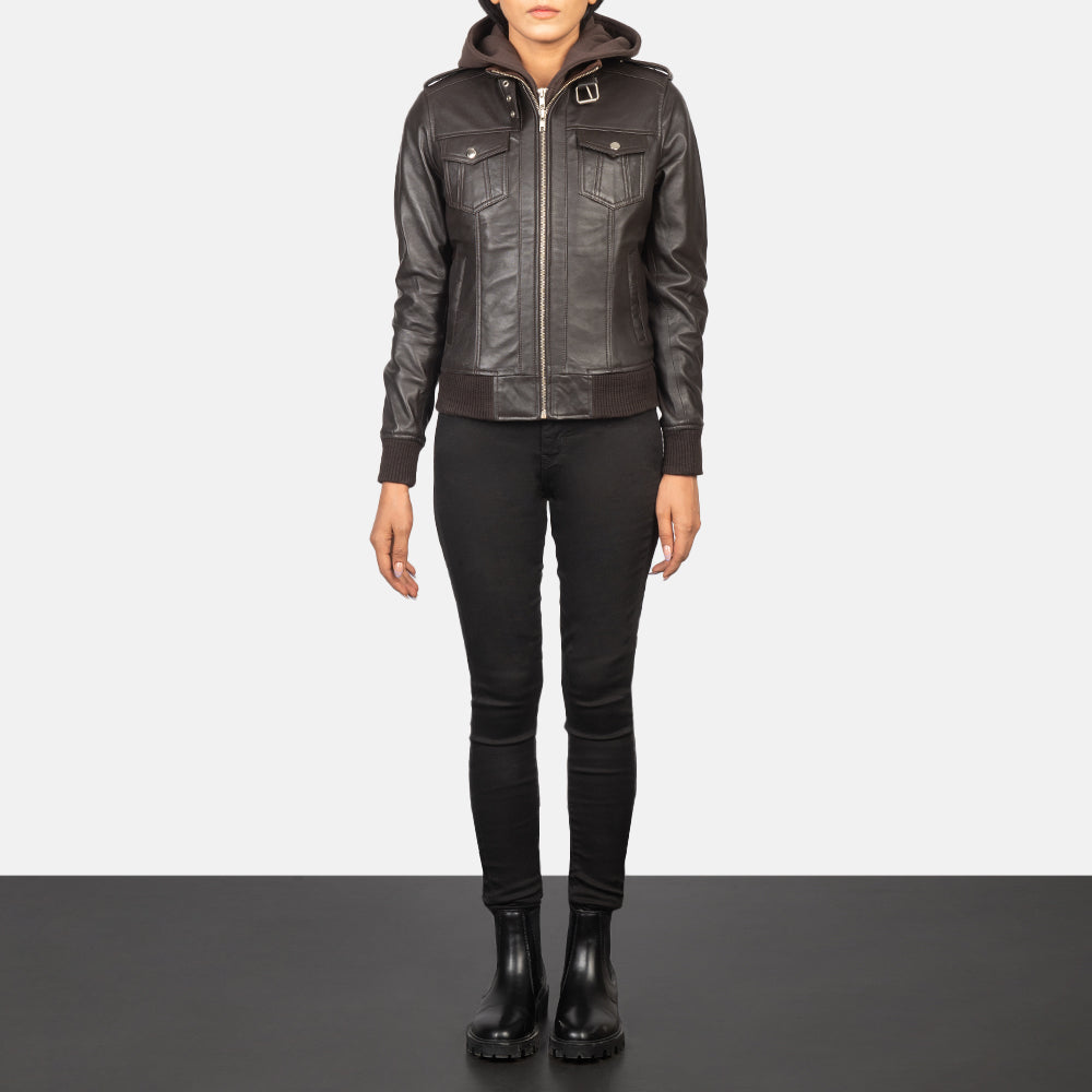 
Roslyn Brown Hooded Leather Bomber Jacket - Oldalnézet az ergonomikus ujjkialakítással