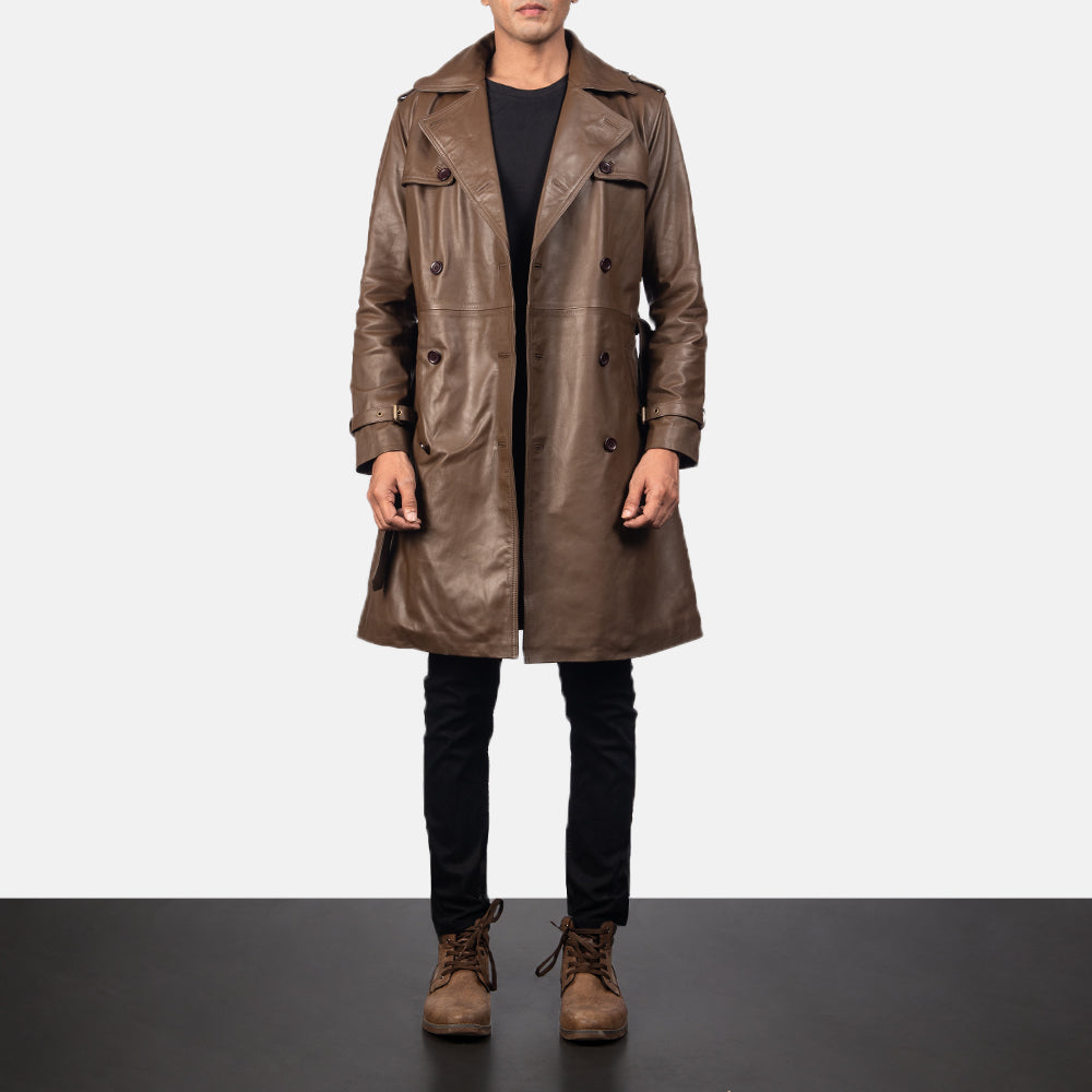 
Közeli részlet of Shirt & Heavy-Duty Zipper Hardware on Royson Barna Leather Duster Bőrkabát Férfi