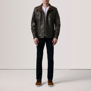 
Brown Sheepskin Leather Biker Jacket - Hátulnézet precíz vállilleszkedéssel és tiszta szegéllyel