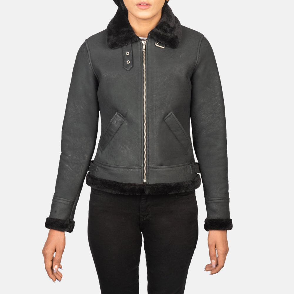 
Közeli részlet of Buckled Collar & Zipper Hardware on Sherilyn B-3 Distressed Black Leather Bomber Jacket