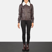 
Stella G-1 Maroon Leather Bomber Jacket - Oldalnézet az ergonomikus ujjkialakítással
