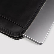 
The Baxter Leather Laptop Sleeve Női Női – alternate product view 4