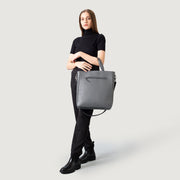 
The Poet Bőr tote bevásárlótáska – alternate product view 9