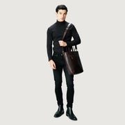 
Belső bélés nézet Showing Dedicated Padded Laptop Sleeve & Multi-Compartment Organization