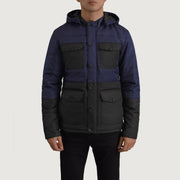 
Közeli részlet of Classic Collar & Heavy-Duty Zipper Hardware on Wayne Fekete & Kék Hooded Puffer Bőrdzseki Férfi